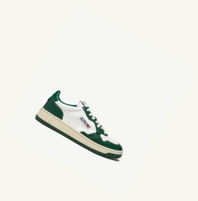 Women's Autry Medalist Low Sneakers White Green | CA-O789106
